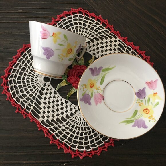 Phoenix Hand Painted Flowers White English Bone China Teacup & Saucer Set - Picture 2 of 10